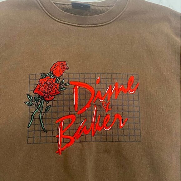 Dime “Roses” crewneck sweater 🌹🛹 // **SOLD** - Picture 2 of 6